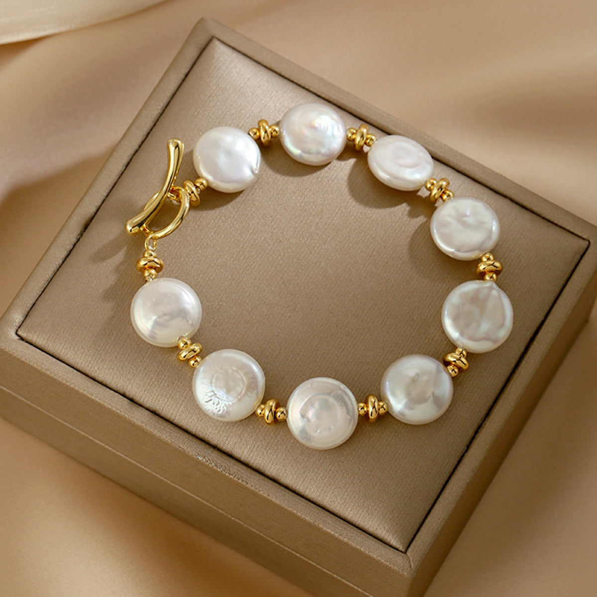 The Charm of the Sea | Irregular Freshwater Pearl Bracelet Button Baroque Irregular Shaped Pearl